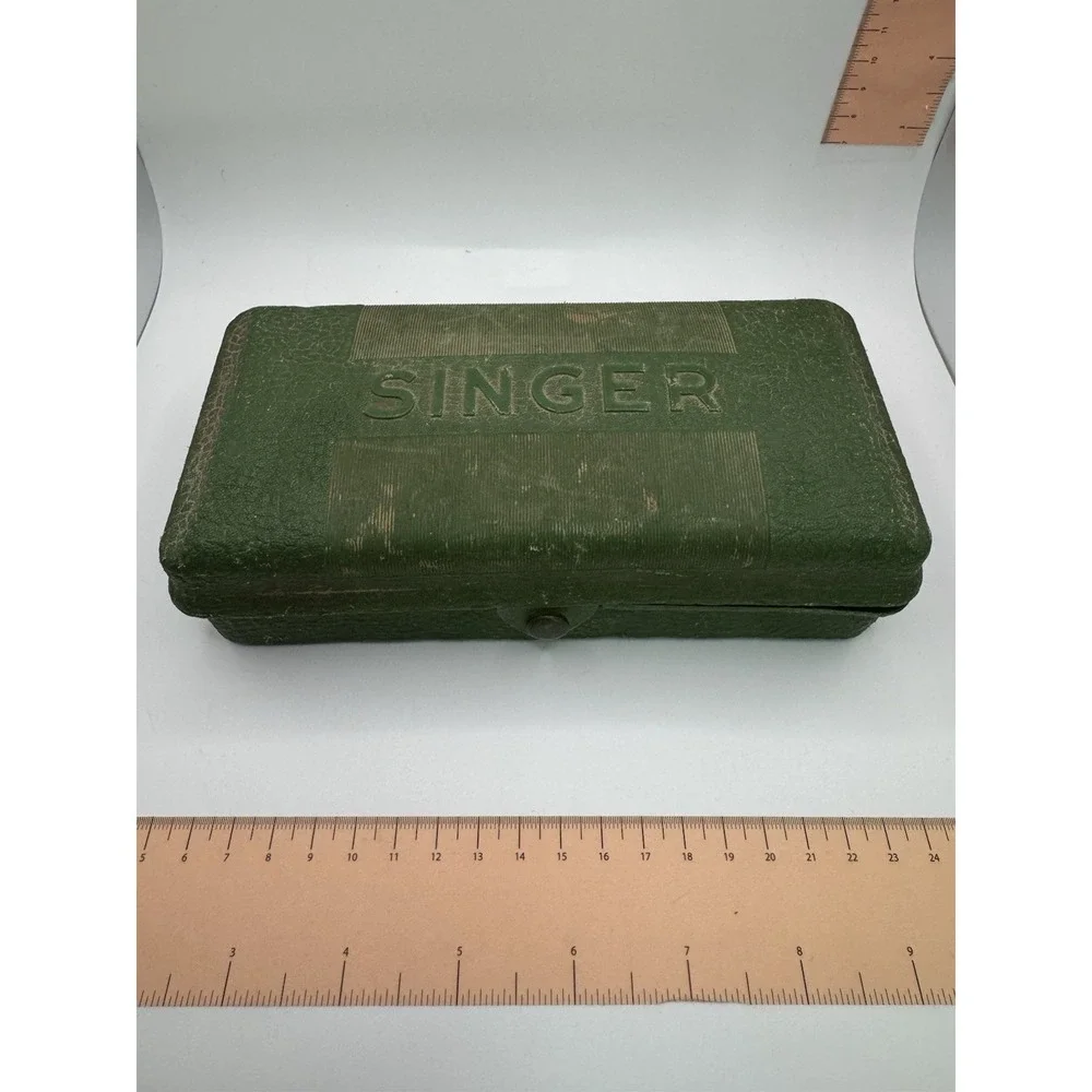 SINGER Buttonholer Sewing Machine Attachment - Untested